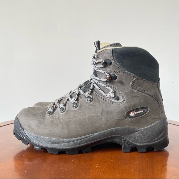 Vintage Raichle Mt. Trail Waterproof Men’s Hiking Boot | US 7.5 - Picture 4 of 9